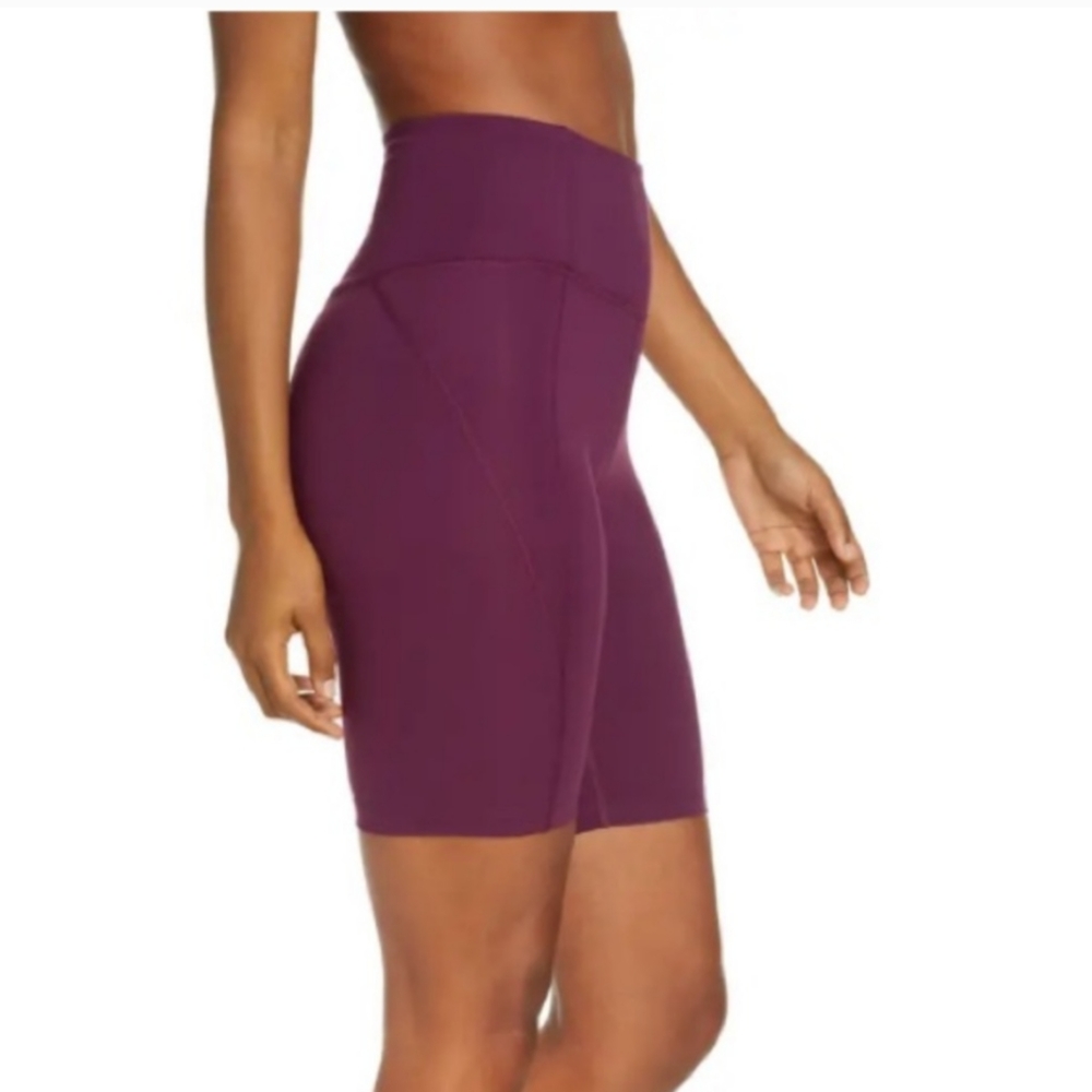 Girlfriend Collective High Rise Bike Shorts Size M - Picture 14 of 15